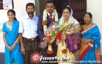 Arun Ravi Nisha Family photo